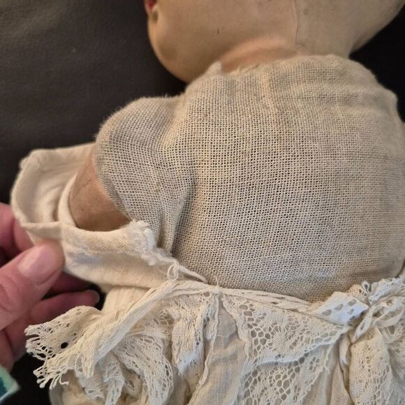 Doll, Vintage 20" with Heirloom dress - Picture 14 of 16